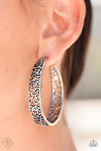 Load image into Gallery viewer, Silver hoops